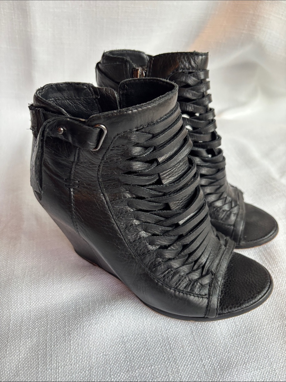 Dolce Vita Black Strappy Peep-Toe Wedge Sandals -GB2sku